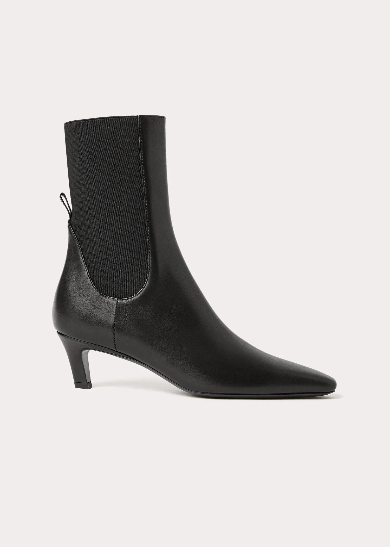 Leather mid-heel boots black