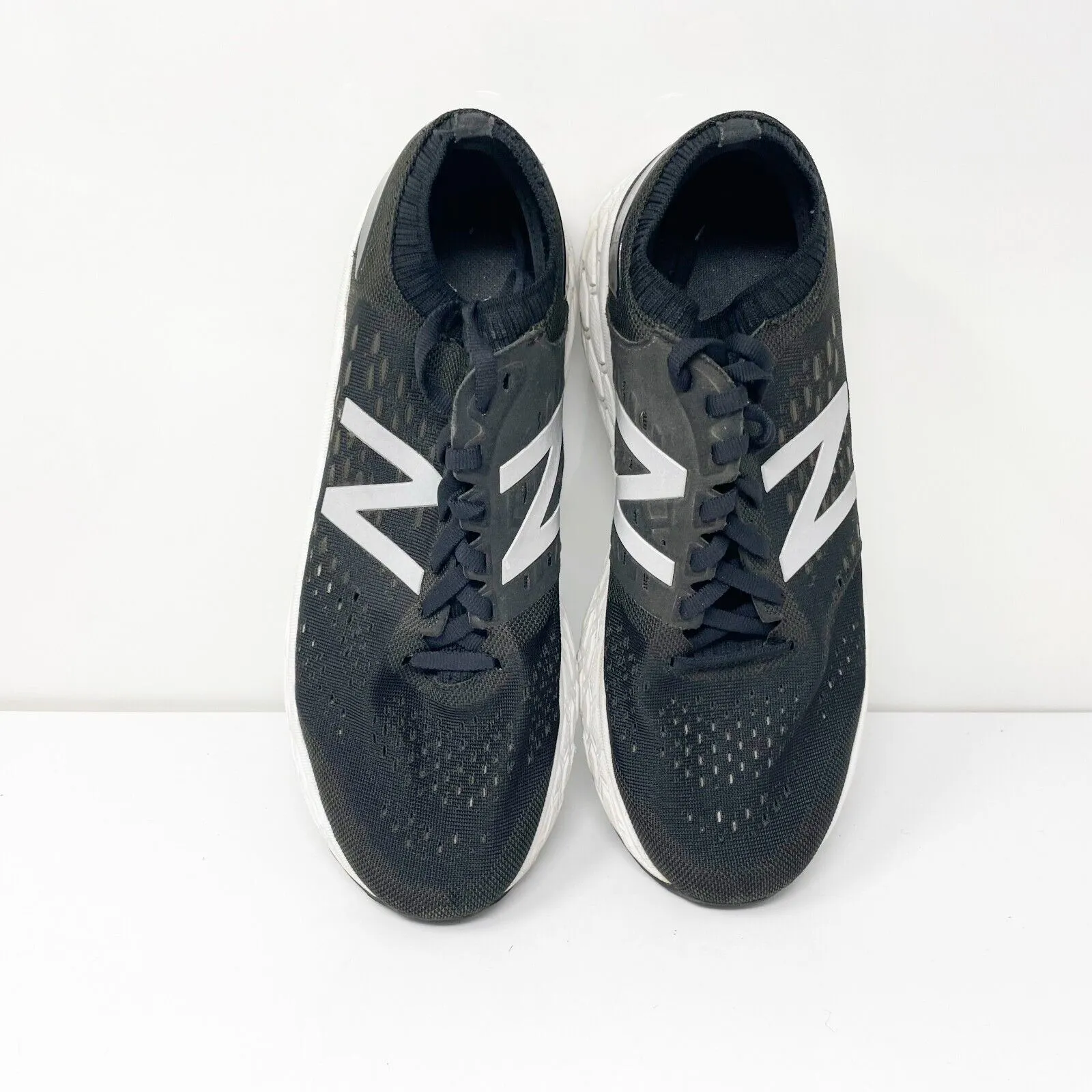 New Balance Womens FF Vongo V4 WVNGOBK4 Black Running Shoes Sneakers Size 9 D