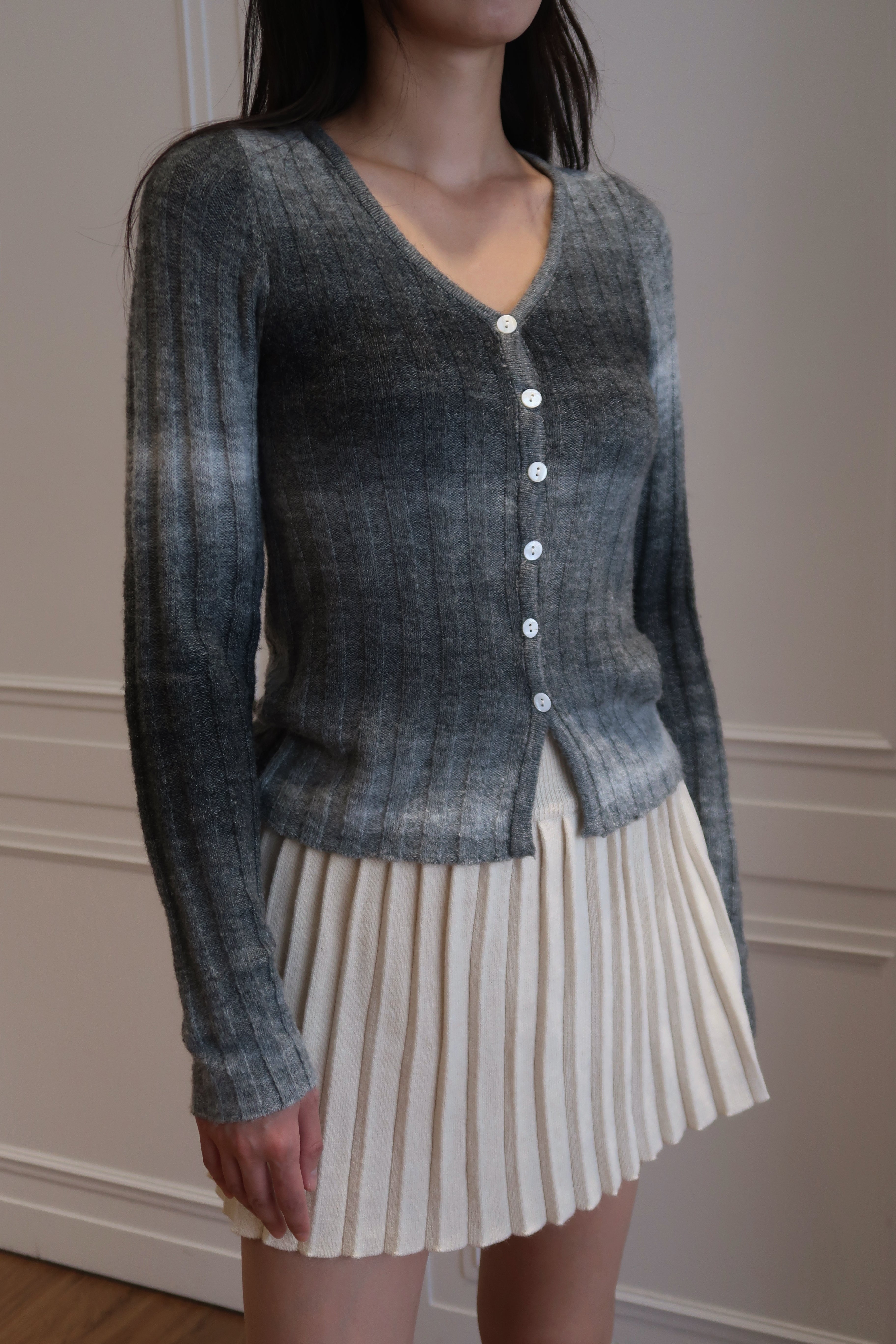 Ocean view cardigan in grey