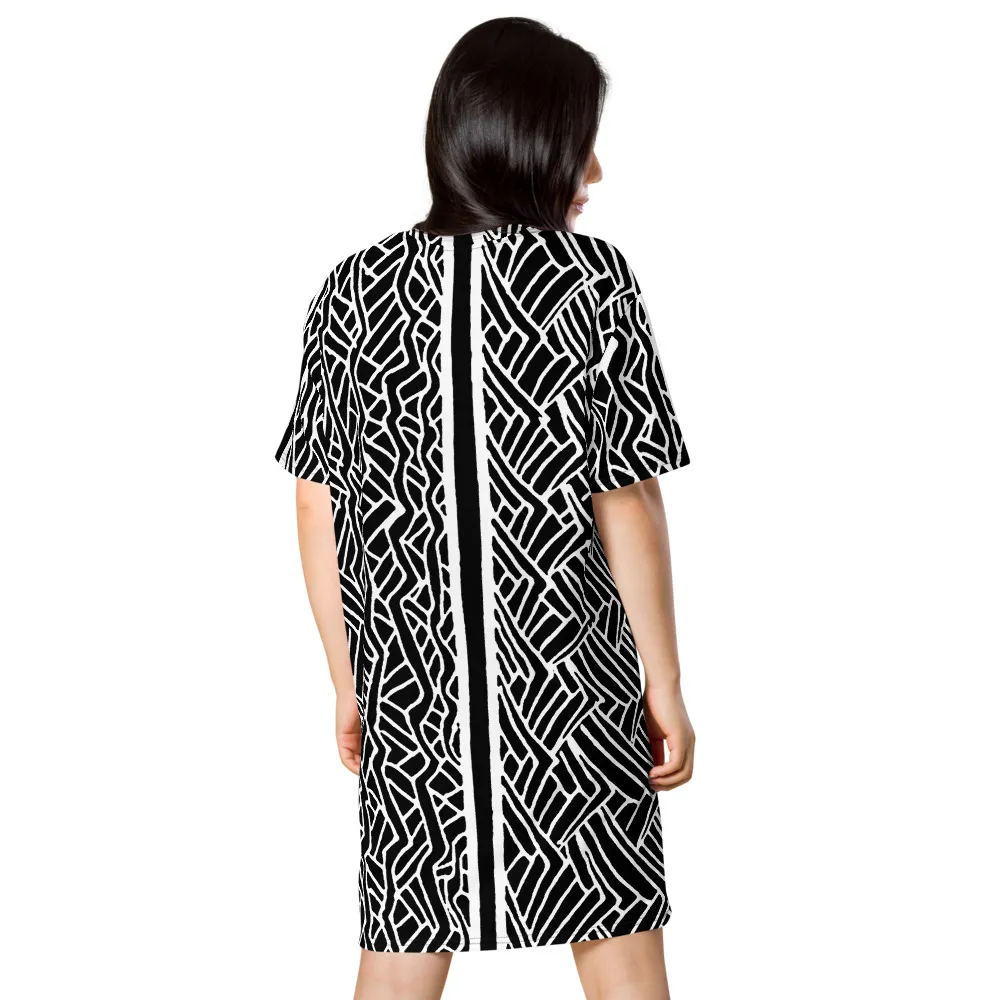 T-shirt dress – Waves Upclose