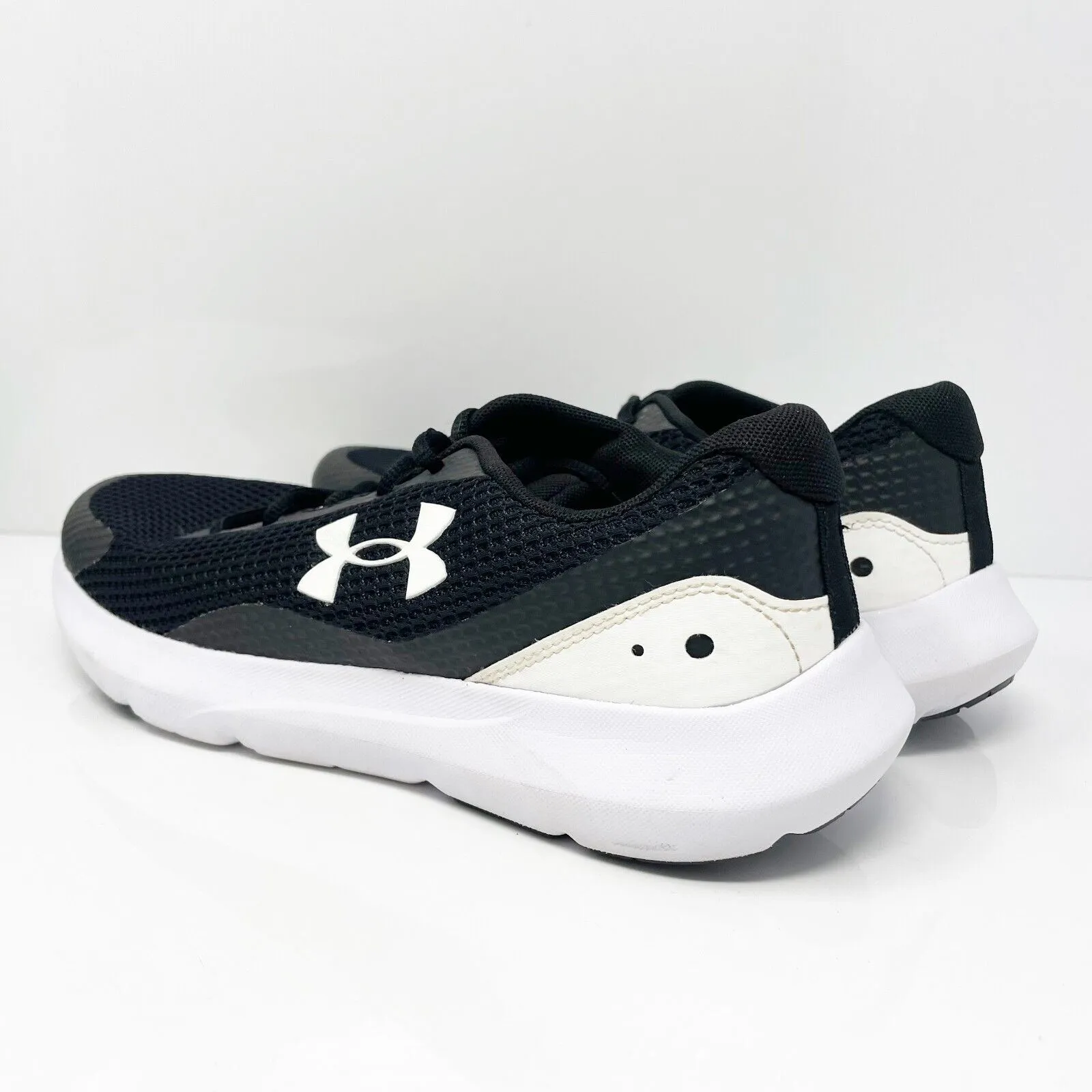 Under Armour Mens Surge 3 3024883-001 Black Running Shoes Sneakers Size 9.5